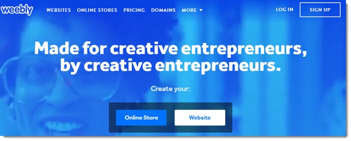 Weebly网站截图显示，一个戴着眼镜的女人身上有一个蓝色的覆盖层，上面写着关于创意企业家的文字