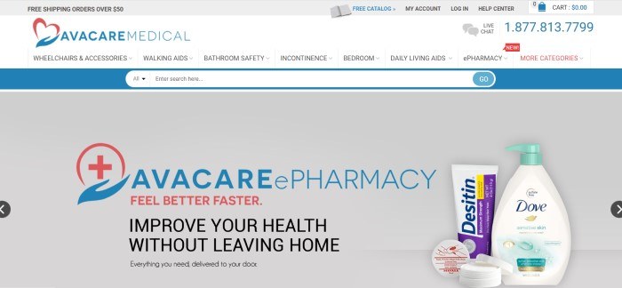 AvaCare Medical的主页截图有一个灰色的标题，一个白色的导航栏，一个蓝色的搜索栏，一个灰色的主部分，用蓝色、黑色和红色的文字宣布AvaCare电子药房，以及一张可以在药店购买的个人护理用品的照片。